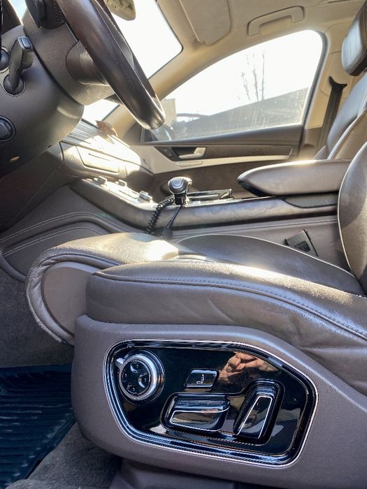 Audi a8 long 4.0 2013