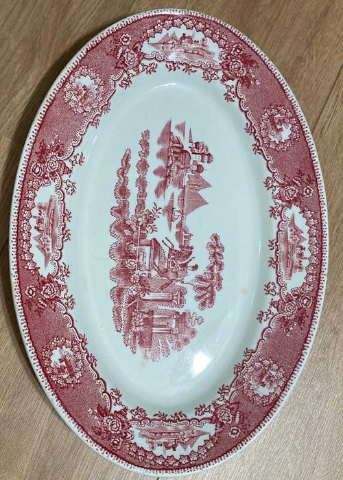 Travessa Antiga Oval, Fábrica de Loiça de Sacavém, Decoração Vermelha