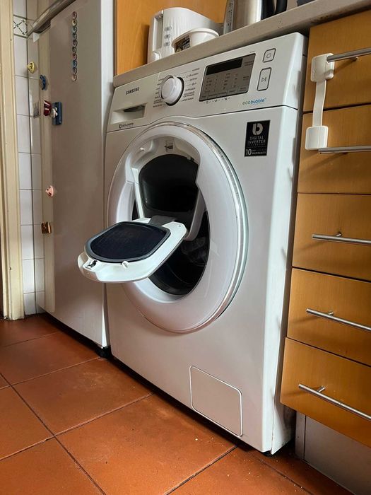 Máquina de lavar roupa Samsung Digital Inverter EcoBubble Technology
