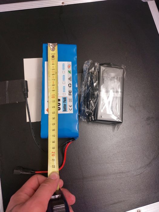 Bateria de trotinete nova 36v com carregador incluido