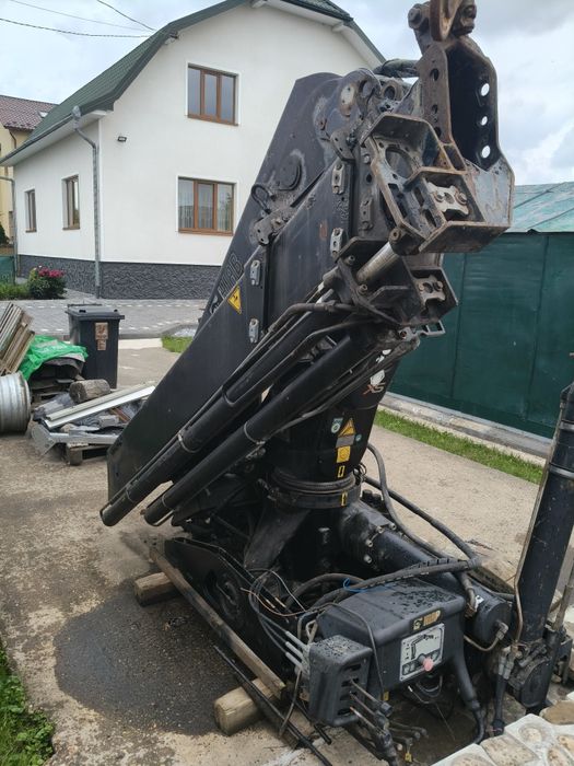 Потужний кран маніпулятор HIAB 288