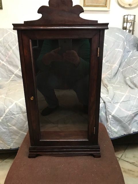 Oratório em madeira