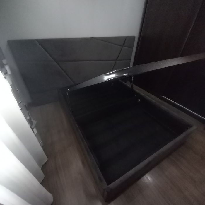 Vendo camas estofadas apartir de 200€
