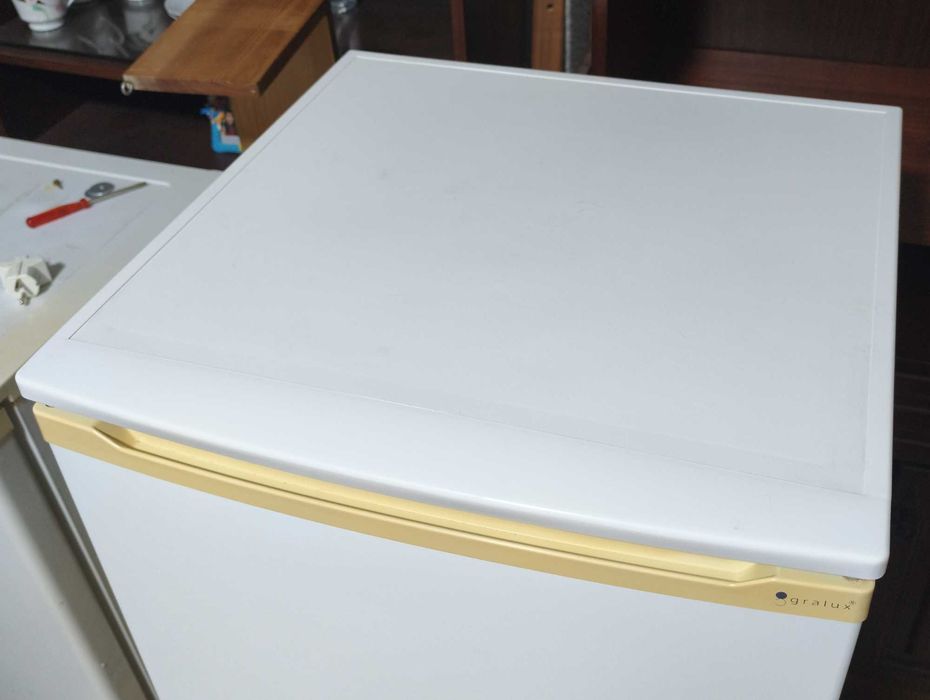 Frigorífico Vertical Gralux TOP Line – 200 L (Funciona 100%)