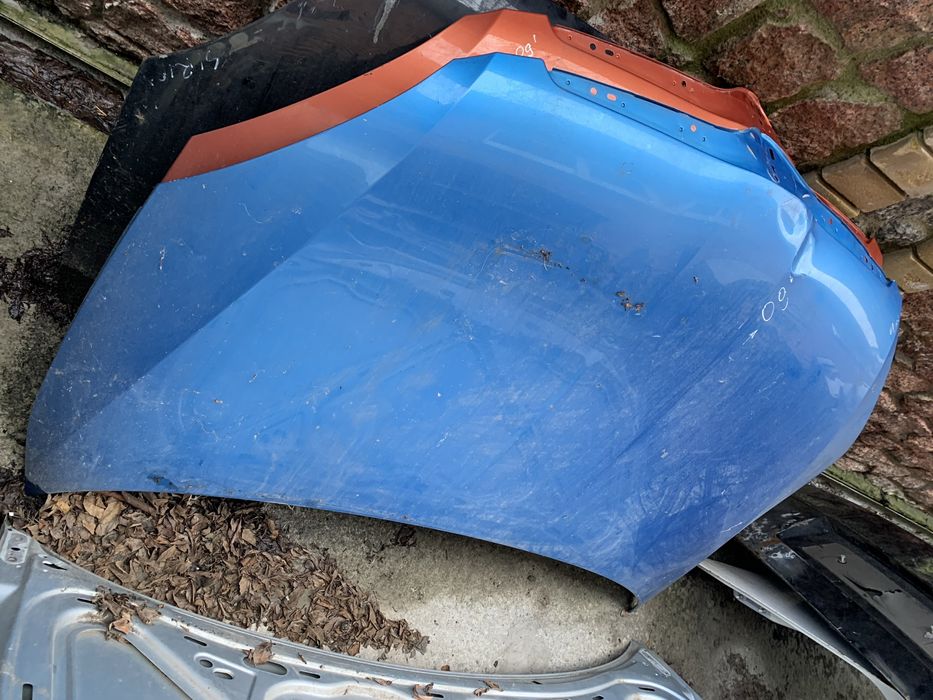 Капот Порш Каен Фабия Астра АудиА6  Дайхатцу Сирион