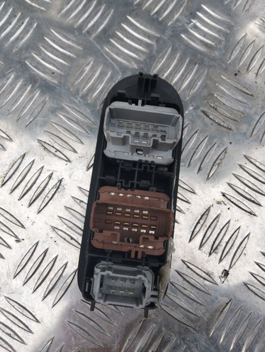 Przełącznik szyb renault scenic 2