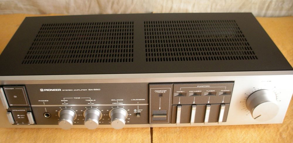 Pioneer Hi-Fi System, 3 Components64739682585347121