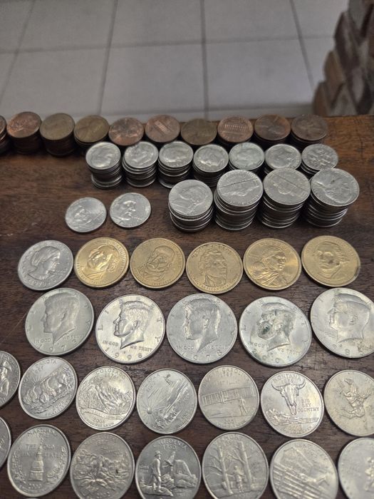 33 usd dolary amerykańskie cena za całość