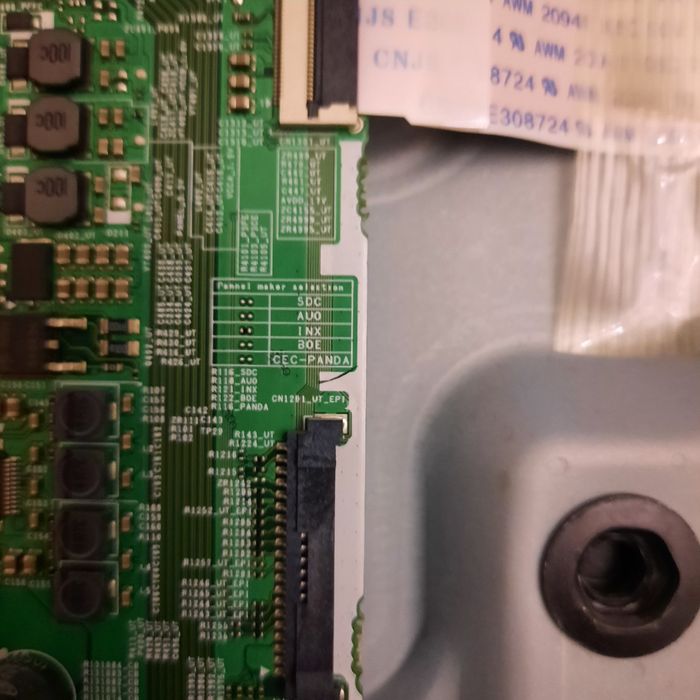 Пропоную ТВ: Samsung ue43nu7090.