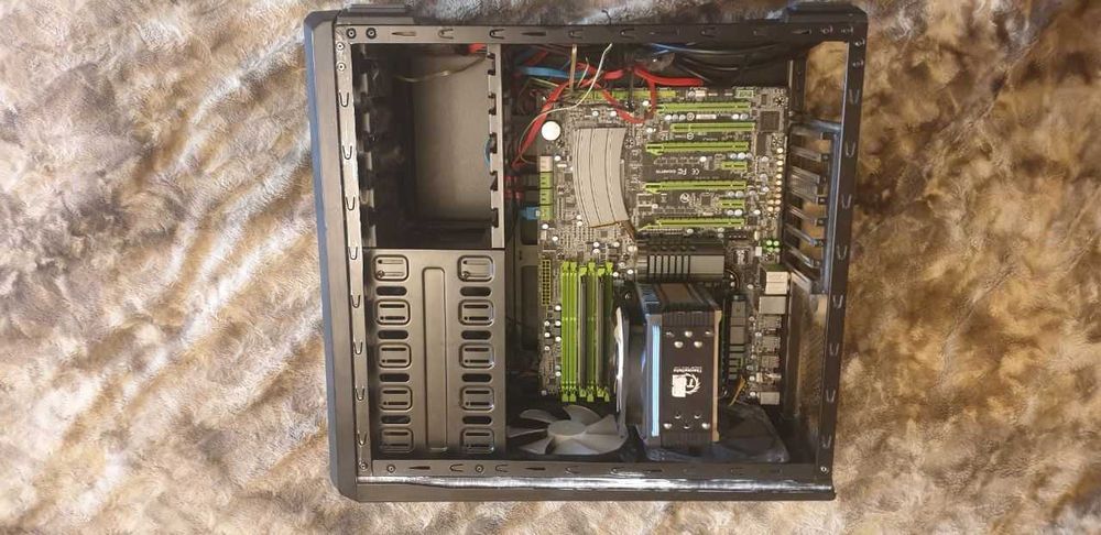 Core i7-990X Extreme Edition / Gigabyte G1.Assassin / 16гб ОЗУ