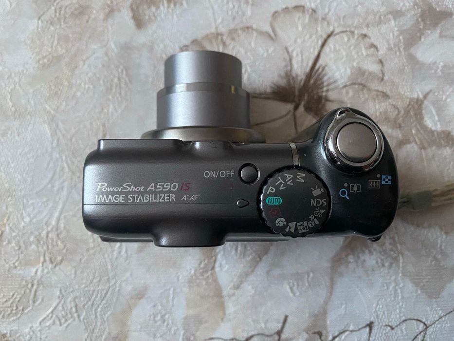 Цифровой фотоаппарат Canon PowerShot A590 IS