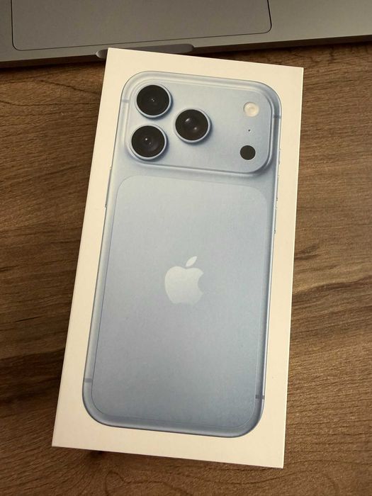 Apple iPhone 18 Pro 256GB Błękit lodowca (Glacier) NOWY faktura VAT 23%