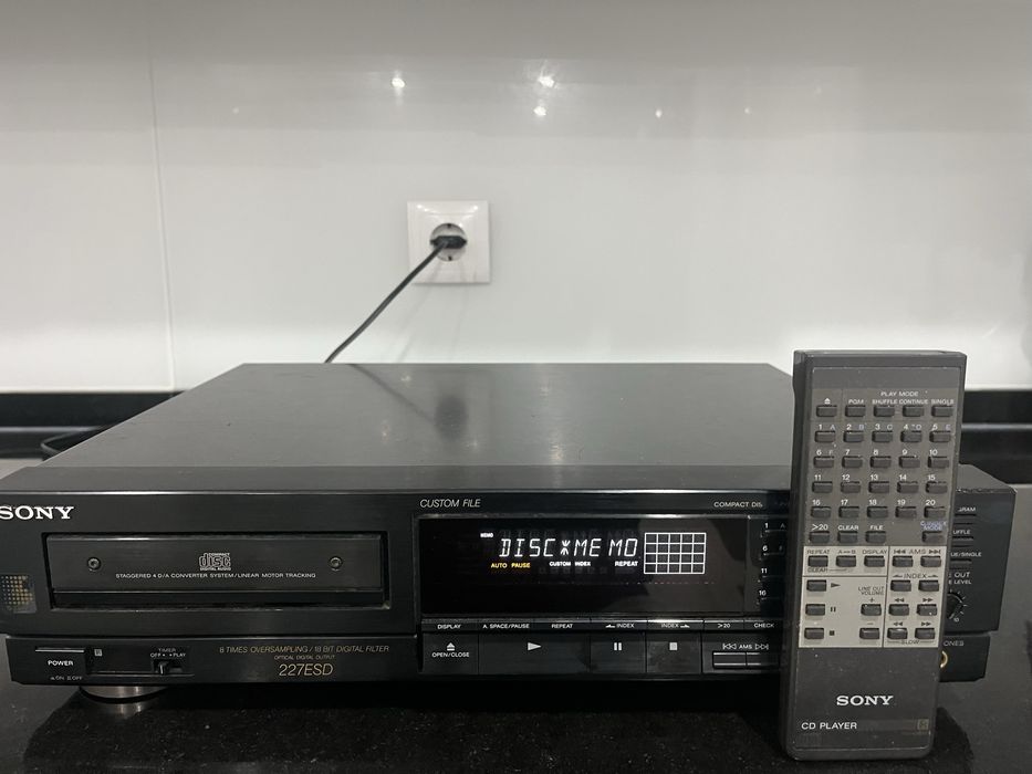 Leitor CD Sony 227ESD