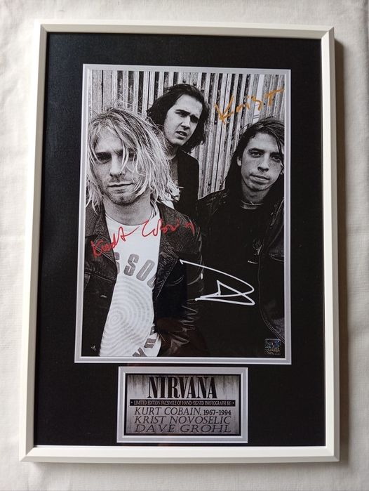 Moldura Nirvana Band com Autógrafos (A4)