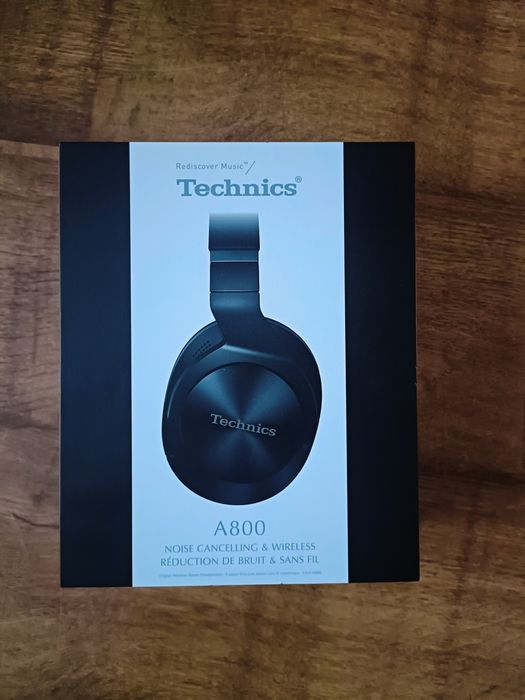 Bezprzewodowe słuchawki Technics EAH-A800 z redukcją szumów