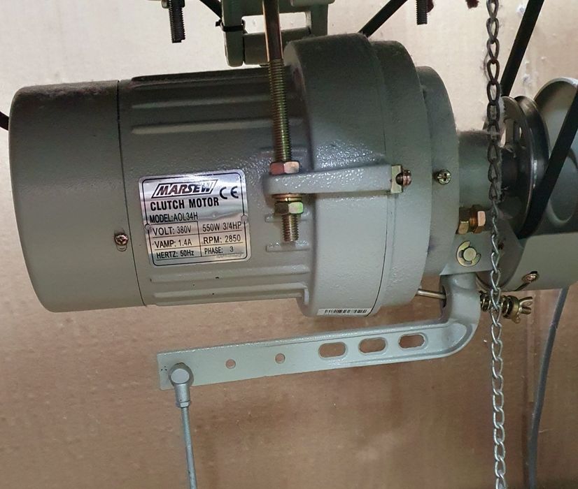 Vendo corte e cose de 2 agulhas juki