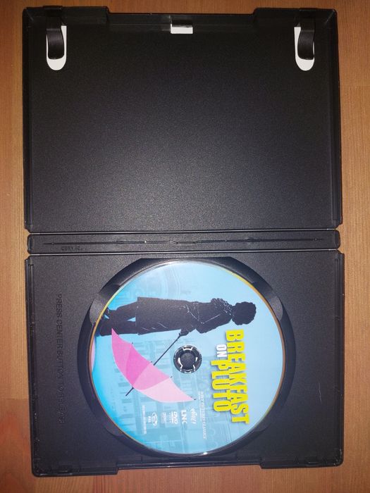 DVD " Breakfast on Pluto " 2005 (Como Novo)