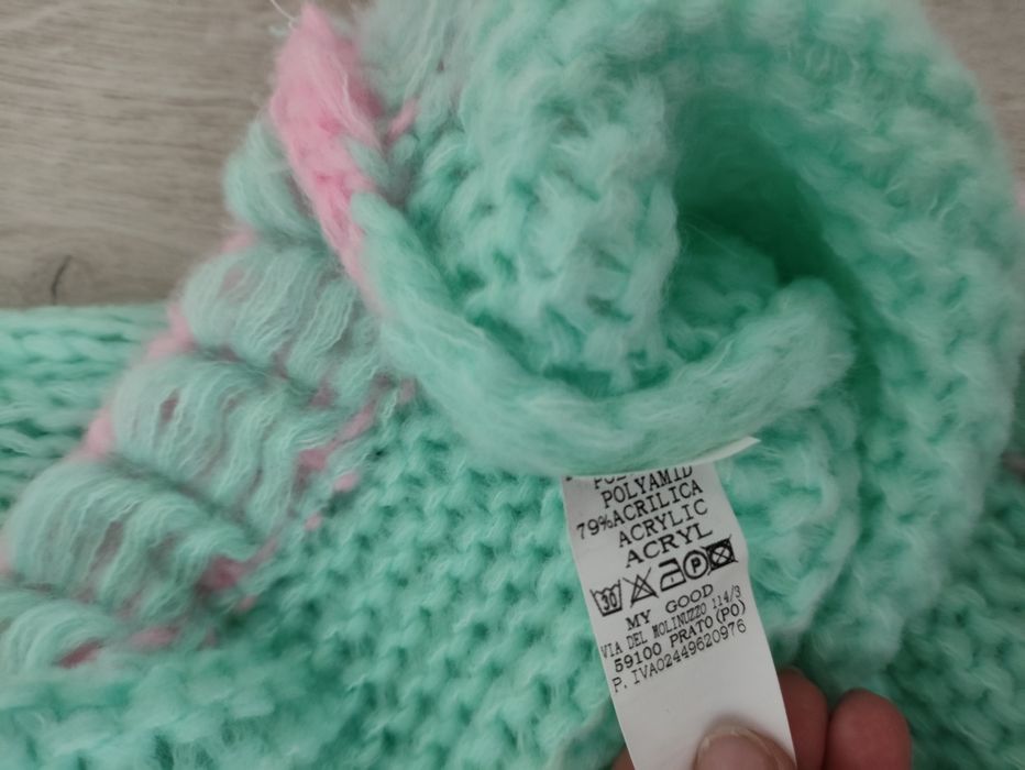 Sweter z krótkim rękawem