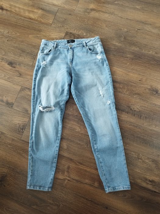 Jeansy damskie Mohito 38
