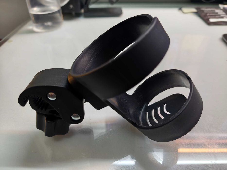 Suporte universal para garrafa de água