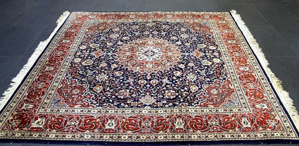 Tapete Persa Ghoum feito com Lã de Caxemira s/ Algodão - 150cm x 150cm