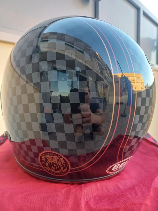 Capacete Bell custom 500