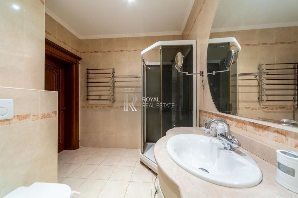 Оренда Квартира 3к 140м2 Центр Балкон Гардероб Укриття Метро