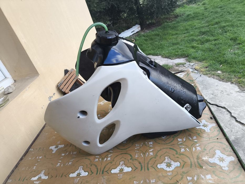 Katm LC4 bak zbiornik boczki korek kranik