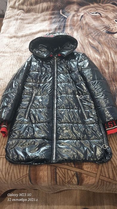 Куртка жіноча 46 розмір