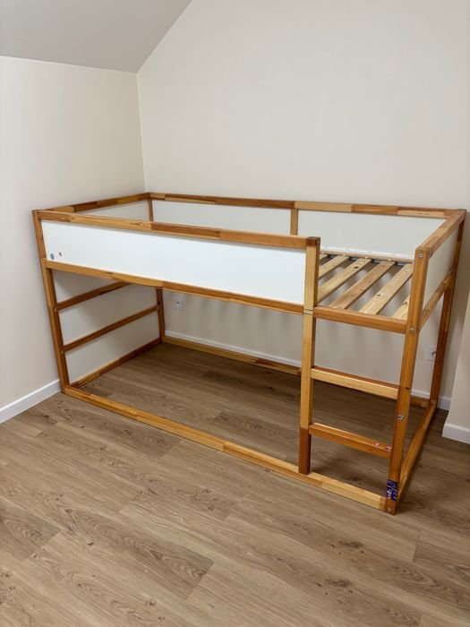 Ikea Kura łóżko piętrowe ze stelażem na dolny materac