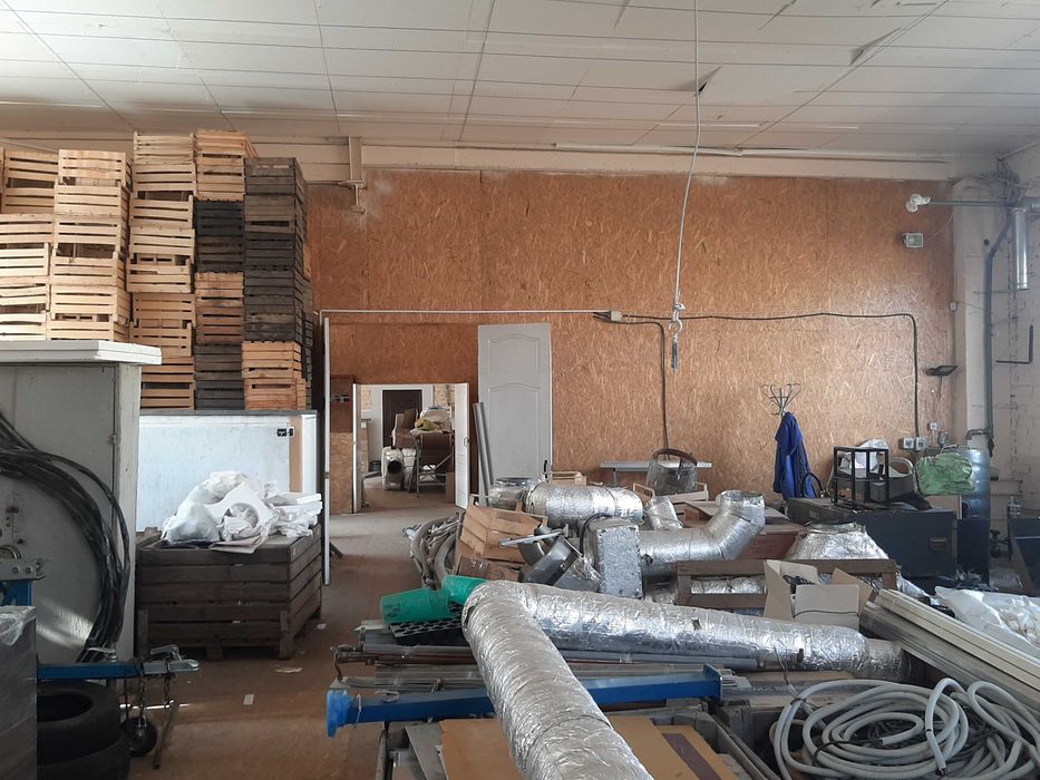 Продаж нежитлової будівлі в Новобавар р-ну  м.Вокзальна - 1832,2 кв.м.