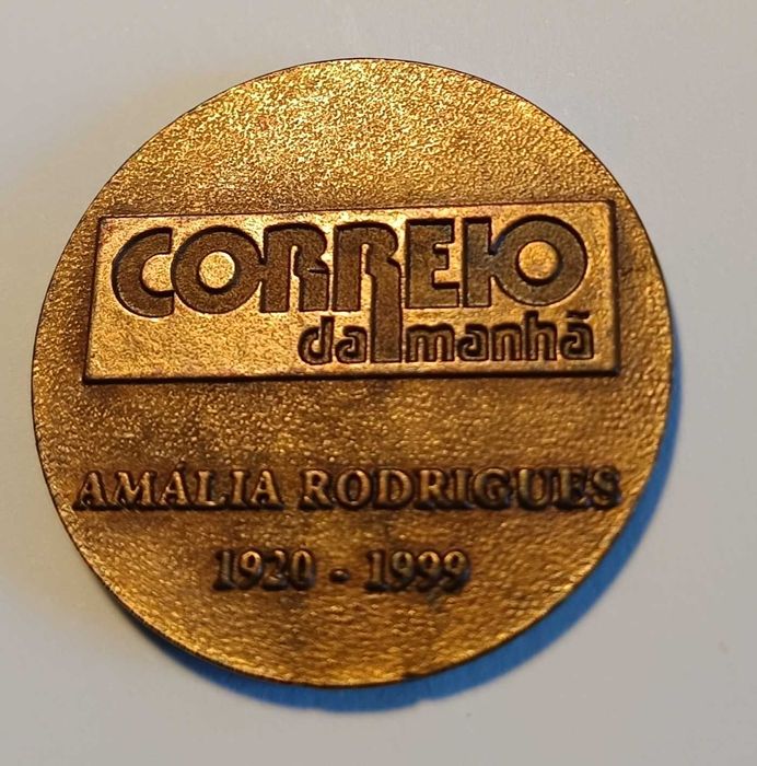Medalha Amália – Homenagem à voz do Fado