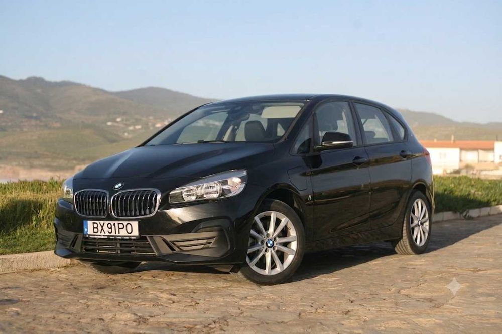 BMW 225xe active tourer híbrido plug-in
