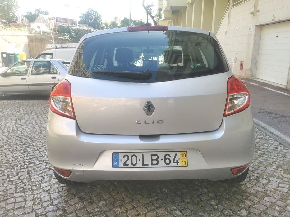 Renault Clio 1.5dci de 2010(Com Auto Rádio Android)