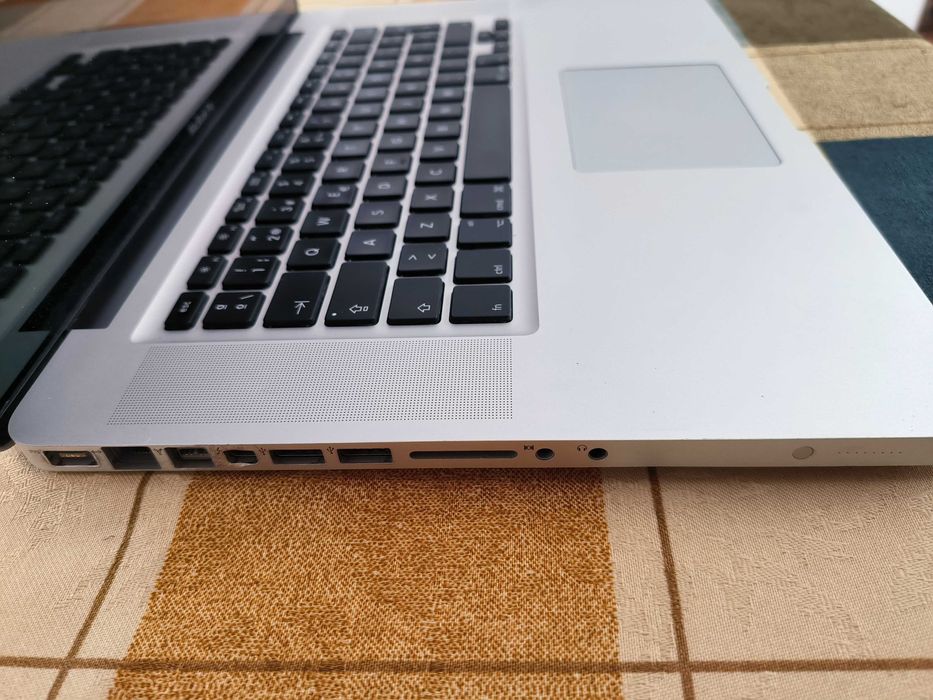 Apple Macbook Pro -Atualizado - ler
