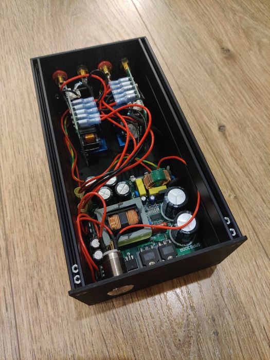 Amplificador Dual Mono AUDIOPHONICS HYPEX UCD180