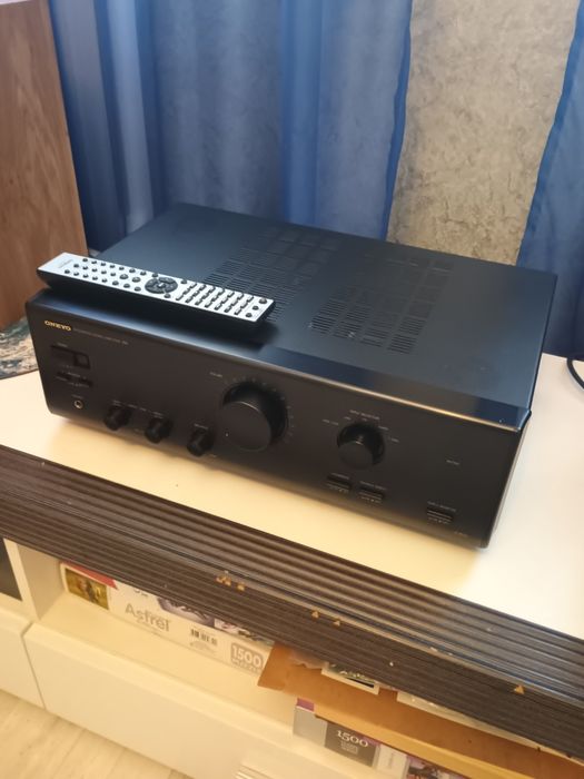 Стерео підсилювач Onkyo A-8031