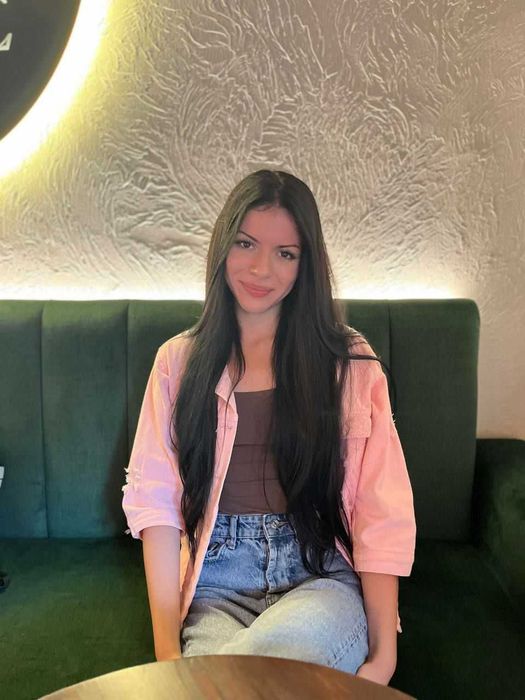 Репетитор з математики, біології: ДПА, НМТ. Студентка медичного.