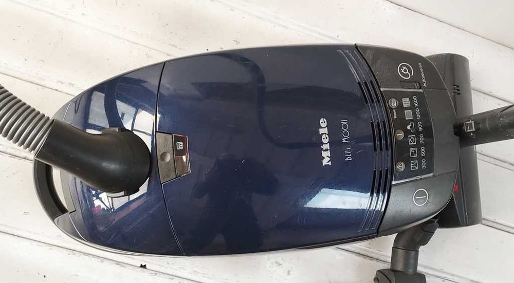 Odkurzacz Miele Blue Moon 1600W elektro-szczotka pilot  gwarancja