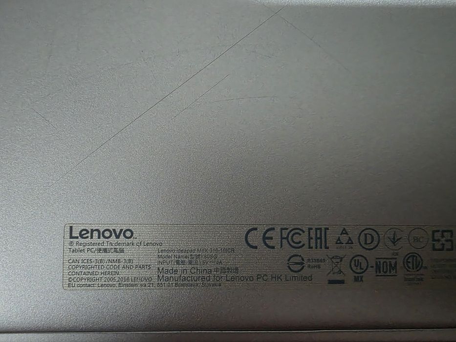 Pc/ tablet Lenovo semi novo