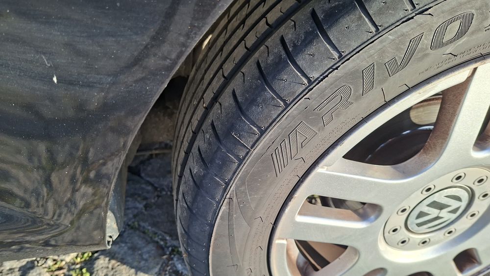 Vw Golf  4.   1.6