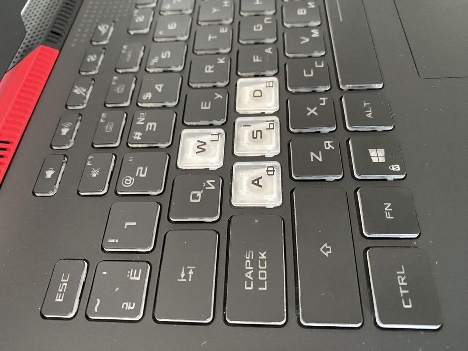 ASUS rog strix g15 (rx6800m/R9 5900HX) Advantage edition