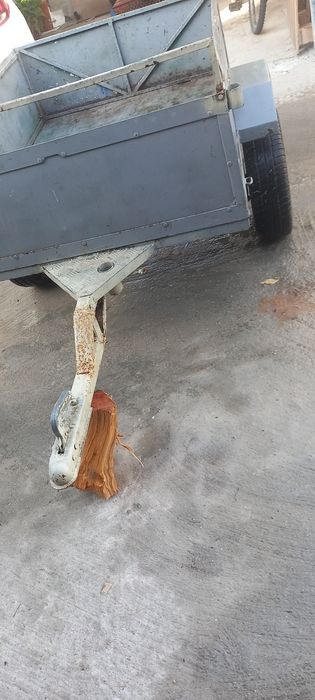 Reboque em bom estado para jipe ou carro