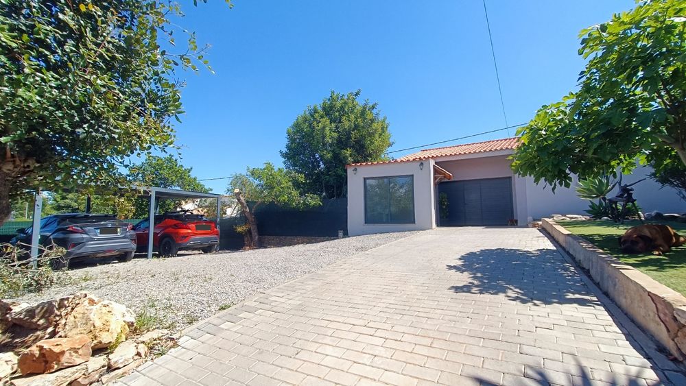 Moradia V3  Almancil isolada 2700m2 terreno