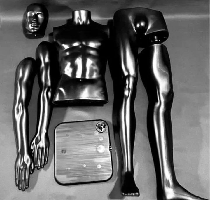 Манекени повнотілі