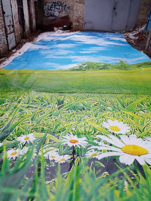 Продам банерну тканину б.в.