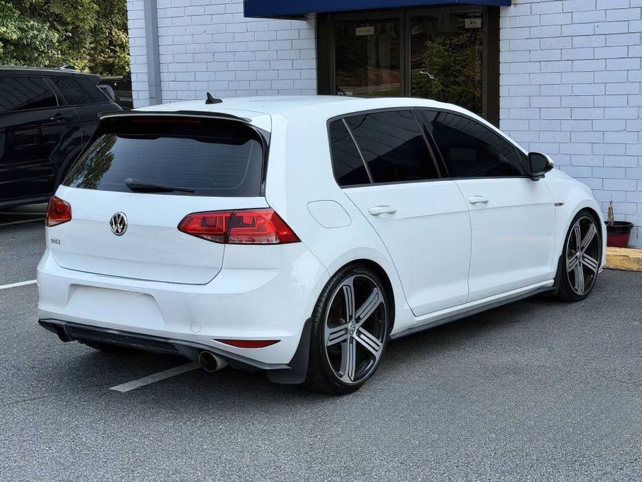 Volkswagen Golf GTI SE      2015
