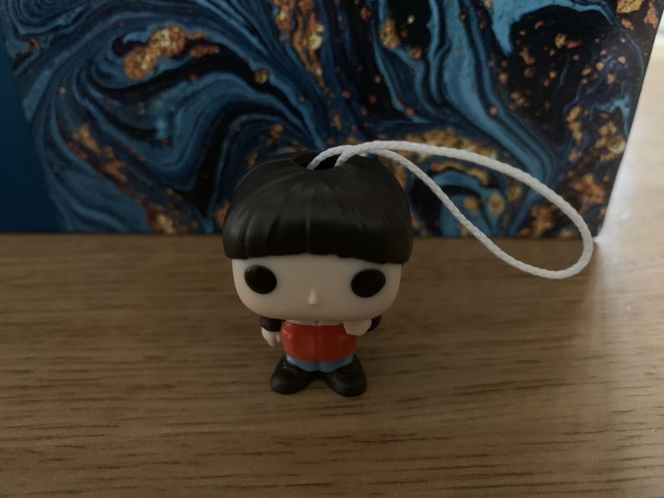 ПРОДАМ Уилл и другие Фигурки Киндер Джой Очень Странные Дела