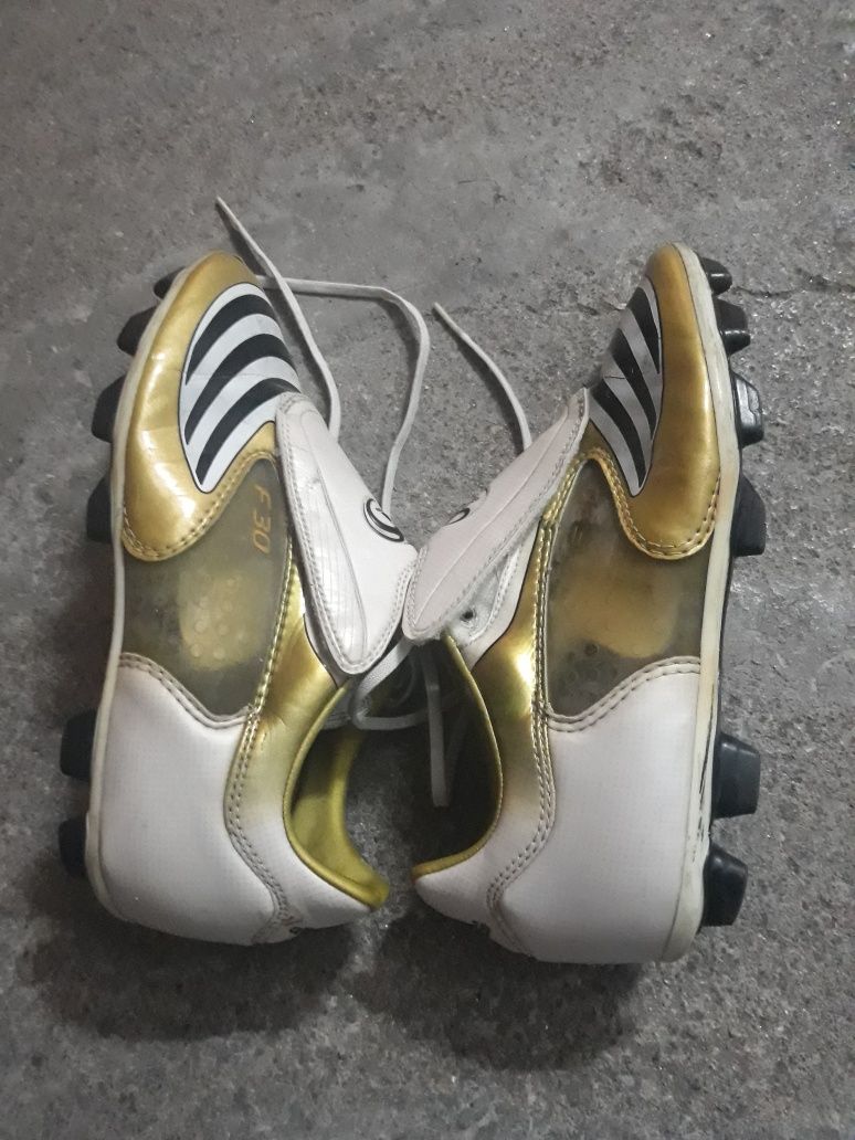 Chuteiras top adidas f30