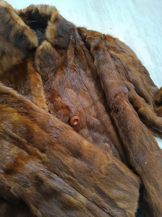 Naturalne futro z norek